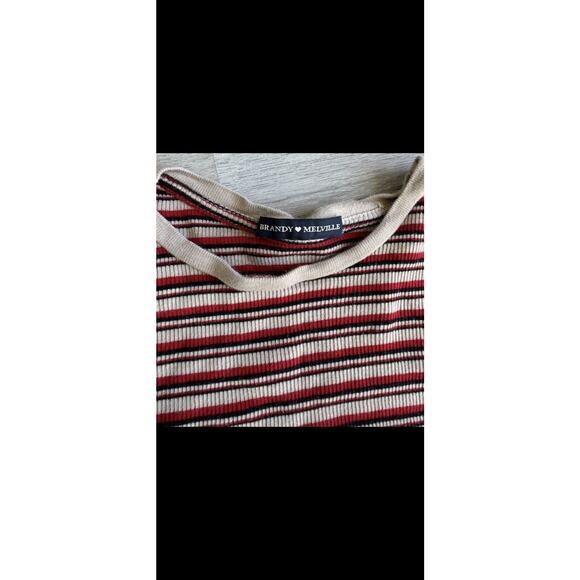 Women Junior NWOT Brandi Melville Long Sleeve Crop Top One Size Red Brown #477 - Picture 4 of 5